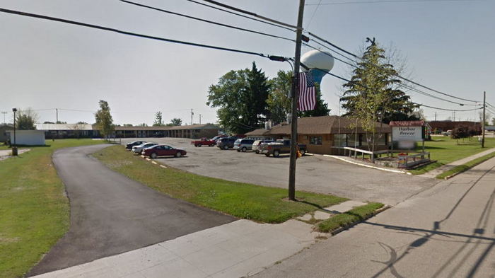 Helm Restaurant and Motel (Harbor Beach Inn) - Recent Photos From Website (newer photo)